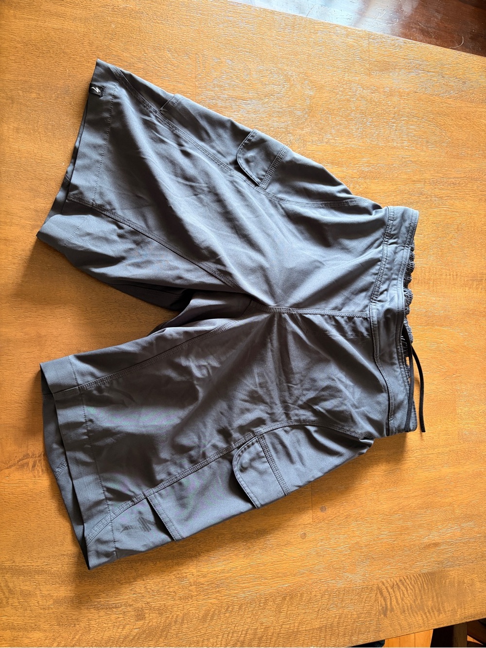 Specialized Men's Dark Gray Cargo Shorts